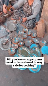 Copper cookware is beloved in Turkish kitchens for even heat and beauty. But copper reacts with acidic foods, so it must be lined with tin. This process is called kalaylama (tinning), and it has been practiced by skilled artisans for generations. Watching the tin melt and spread inside a pan is almost magical — and it keeps the cookware safe and ready for another year or so of use. #Istanbul #TurkishCrafts #CopperCookware #Kalay #HeritageCrafts #TraditionalCooking #aysenuraltan #turkishfood #keş