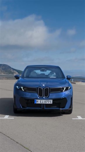 Iconic versatility meets the efficiency of the future. The BMW iX3 is bringing the SUV into a new era. | United BMW