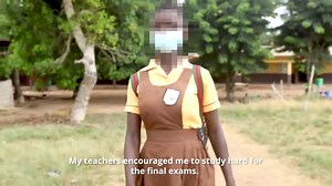👩🏿🎓👨🏿🎓 9.2m students That's the number of children in basic schools who had to stay home for a year during the #COVID19 pandemic. #Ghana Accountability for Learning Outcomes Project (GALOP) has supported Ghana Education Service to deliver remote education to an estimated 4.45 million students. Has Accelerated learning really helped teachers and learners ? How do we bridge technology use in schools and access to internet? Let us know in the comment. | World Bank Ghana