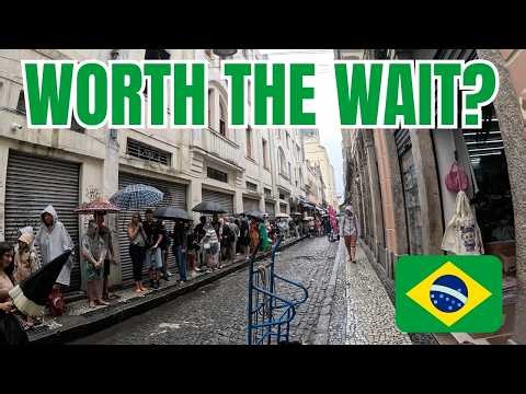 Why Is There a Line Here? 🇧🇷 | Royal Portuguese Cabinet of Reading