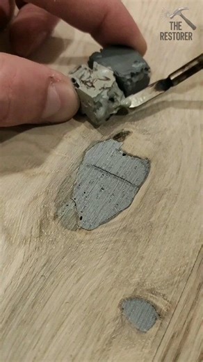 I repair cracks with hard waxes to restore damage to floor surfaces. It is very convenient, fast and effective. The main thing is to choose the right colors. You can also mix the desired shade from several colors of wax. It works perfectly!👍 #therestorer #restoration #repair #diy #parquet #floor #woodfloors #tools | The Restorer