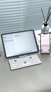 🌟 Type comfortably on-the-go with our Foldable Keyboard for Smartphones! 📱✨ Never sacrifice speed or precision when typing those important messages. 🔍 Search code dnk4733 on Temu for this amazing product! 🔗 https://temu.to/m/ersdgnx8eql #Temu #TemuFinds | Temu Europe
