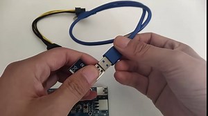 GLOTRENDS PCI-E Riser Adapter 1x to 16x Extender for VGA and GPU, External Graphics Card with 6Pin to SATA Power Cable and 60 cm USB 3.0 Data Cable(UEX16)