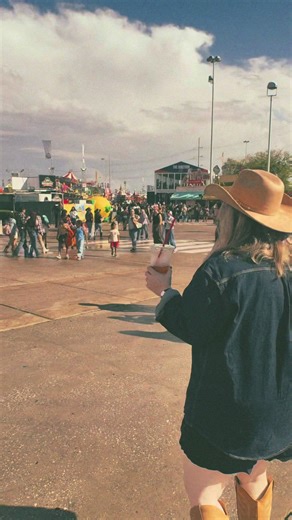 “3rd Rodeo’s a Charm” a dramatic short of a girls rodeo experience that no one asked for—yet everyone needed. The reviews aren’t in yet but you can submit below. Only glowing ones though—the budget does not not allow for criticism. @Netflix please pick this up🤞🏻 😂 #film #screenplay #director #drama #comedy