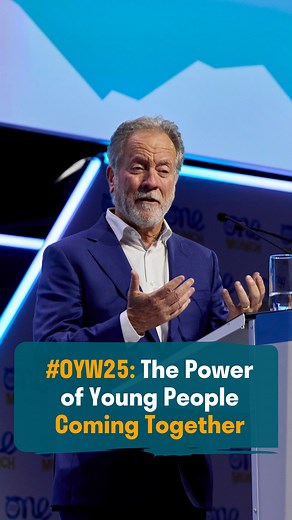 “We got so much in common. We’re brothers, sisters and friends.” David Beasley — Former Governor of South Carolina, Former Executive Director, UN World Food Programme and returning One Young World Counsellor — reminded us that our strength comes from realising our commonalities and celebrating our differences. 🕊️ David led the UN’s World Food Programme from 2017–2023, earning a Nobel Peace Prize for their critical work in fighting hunger and building lasting peace. At #OYW25, David and Lord Mic