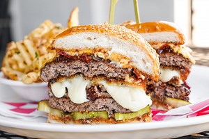 19K views · 140 reactions | Gaze upon Chefs Bekavac & Simon making the Zoli's NY Pizza's O.D. Burger...done GIGANTE STYLE with a slab of fried mozzarella and hot soppressata marmalade added. Available every day at Zoli's NY Pizza in Dallas, TX...if u hard like that. #ODBurger #gigantestyle #oftenimitated #neverduplicated #poserproof www.zolispizza.com Music: Rock Angel by Joakim Karud https://soundcloud.com/joakimkarud | Zoli's NY Pizza | Facebook