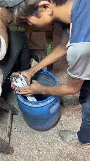 How Plastic Springs Are Made in A Local Shop