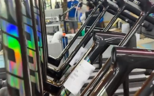 捷安特Giant TCR生产线参观一探究竟