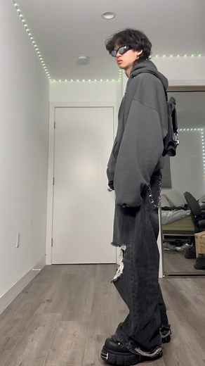 Andrew chen on Instagram: "Follow for daily fits! Clothes in my bio - - #ootd #grwm #explore #explorepage #yeezy #yeezygap #fashion #winterfashion #fitinspiration #archivefashion #gorpcore #y2kfashion #opiumgang #playboicarti #destroylonely #kencarson"