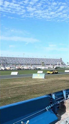 Corvette C8 GT3 Flat out V8