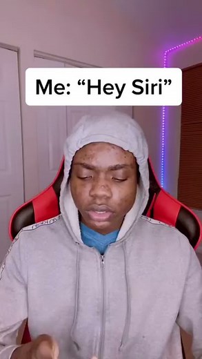 When you make a beat with Siri 😂