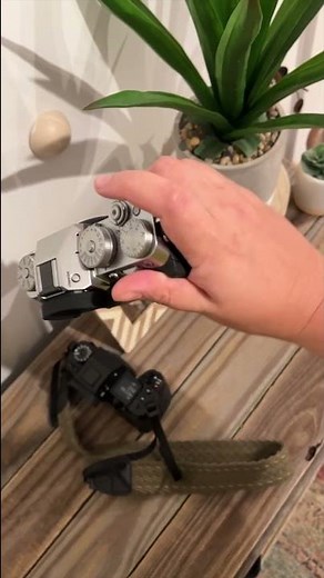 The NEW Fujifilm X-T5! Unboxing & Hands-On