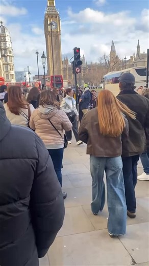 50 reactions · 5 comments | Si tú también vas a ir a Londres y...