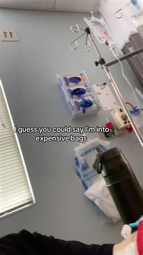 Gotta do what ya gotta do to keep movin…another infusion down - forever to go 😅🧡 Happy to get this one done after some worsening symptoms this past month leading up to it #multiplesclerosis #mswarrior #chronicillness #rituximab #infusion