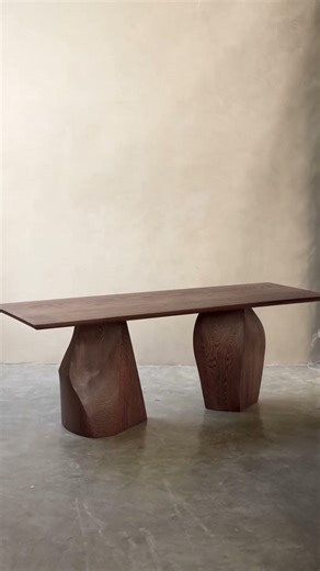 NONO treats the console table as a spatial tool. It stays close to the wall.