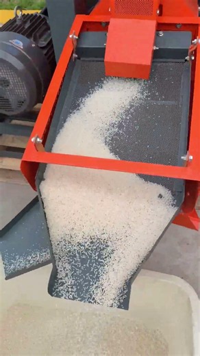 Efficient paddy processing with a capacity of up to 600 kg/h.#Farmer #RiceMill #KEFAM #Paddy