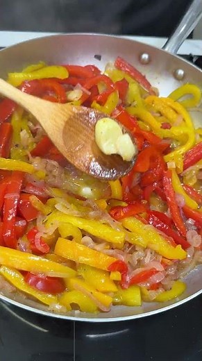 PEPERONATA 😍😋 RICETTA PERFETTA! #Shorts