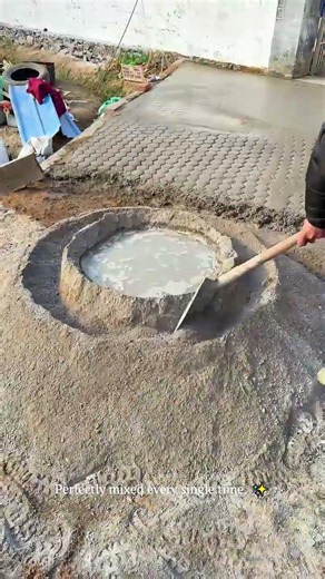 The Correct Way to Mix Cement Manually! 🌋#satisfying