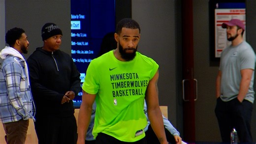 Watch: Olympic medalist Mike Conley Sr. looking forward to son Mike Jr. leading Timberwolves vs. Thunder