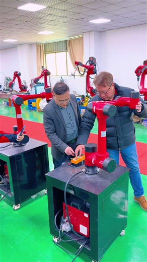 Innovations in Industrial Robotics: Collaborative Welding and Spraying