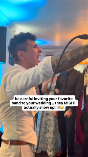 The drummer at the end 🤣 | FELICITY