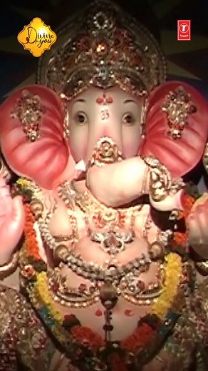 Tune into the blissful devotional Marathi song #HeyGajananaGaurichyaNandana & feel blessed !! #1MinMusic #DivineForYou #DevotionalSongs #DevotionalVideo #MarathiDevotional #MarathiVideo #MarathiSongs #StayTuned #TSeriesBhaktiMarathi #TSeries | T-Series Bhakti Marathi