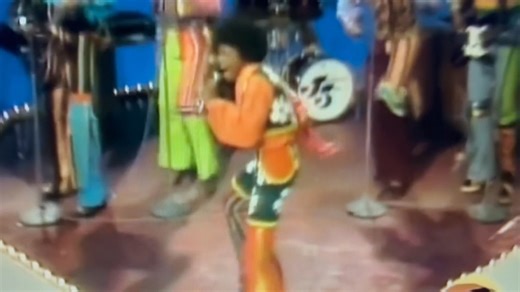 J5 on Soul Train, "Lookin' Through The Window" | The National R&B Music Society Inc.