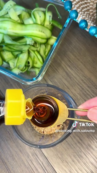 Sweet & Spicy Sesame Cucumber Ribbons Recipe 🥒