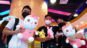 144K views · 2.3K reactions | Maubos kaya namin ang malalaking stufftoy sa claw machine. | Maninipit Vlogs | Facebook