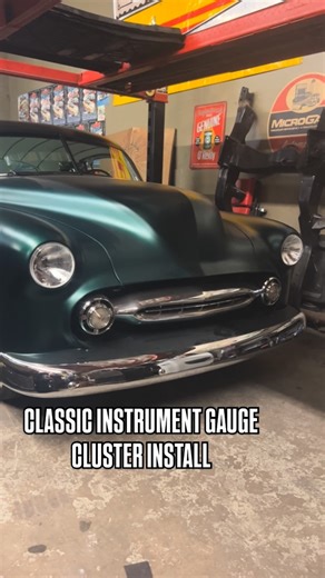 Subalto Fabrication on Instagram: "Classic Instruments 6 pack Gauge cluster with #Holley fuel sending unit. Complete wiring to gauge adjustment"