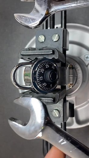 #keyboard #key #Keys #keychain #keywest #keyif #keytosuccess #keynotespeaker #keybiscayne #keyboardist | PlayStations