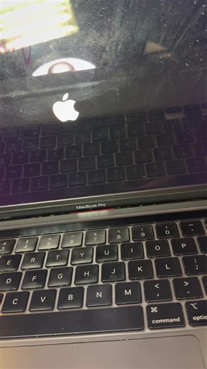 Có thanh touch bar cũng thích lắm mà nó cũng hay lỗi | HnMac - Chuyên Trang MacBook Và Phụ Kiện