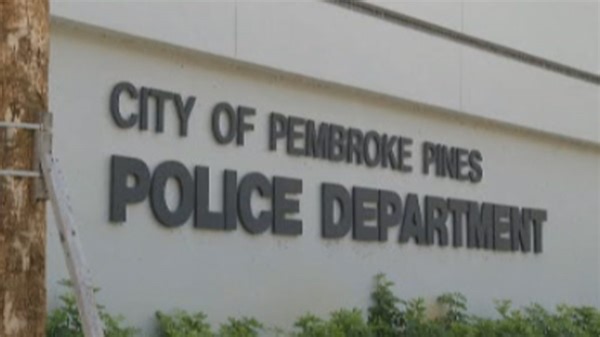 Man arrested for impersonating officer after making traffic stop in Pembroke Pines: Police