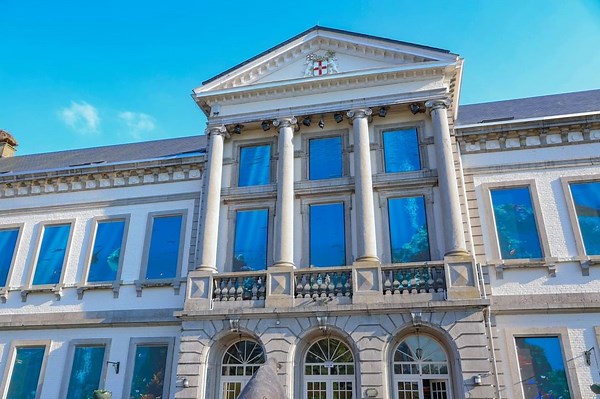 Pairi Daiza on Instagram: "🌊 On the occasion of our thirtieth anniversary, we are delighted to present "NEMO, Oceanic Splendours", our new permanent artistic creation, now open to explore at Pairi Daiza! 🐠 The 42 windows of the Aquarium's castle reveal an interactive, hyper-realistic marine world, created using cutting-edge technology. You’ll be immersed in a virtual ocean where marine species react in real-time to your presence, creating a captivating interaction. 👁️ This creation combines t