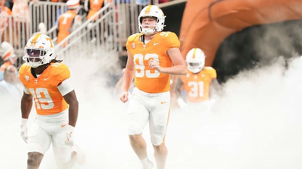 Tim Tebow delivers pregame invocation at Tennessee vs. Syracuse at Mercedes-Benz Stadium