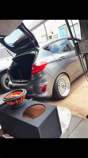 T maV on Instagram: "Ep2 Installing Sound System 💥 #targa#venom#soundsystem#stance#stanceculture#fiesta#subwoofer#sub#loud"