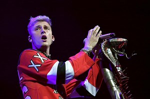 Did MGK REALLY Get Booed On Stage During Recent Show? [VIDEO]