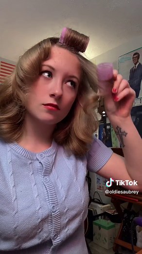 Retro 50's Hair Tutorial | Vintage Hairstyle Inspiration