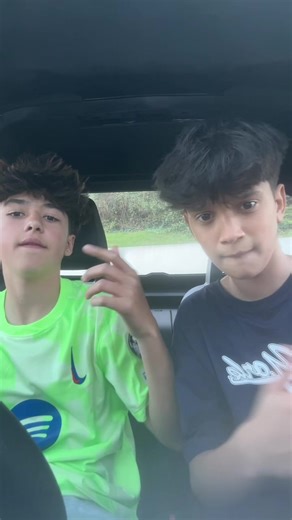 Playback de ma chanson ''Reste avec moi''