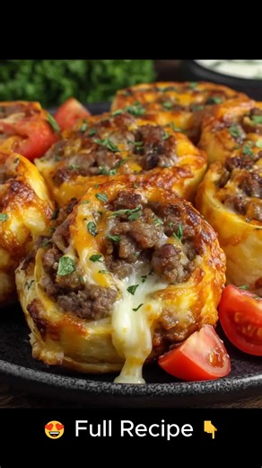 1M views · 4K reactions | 龍 Garlic Butter Cheeseburger Rollups 杻✨ All the flavors of a classic cheeseburger wrapped in golden garlic butter dough - pure comfort magic!INGREDIENTS: 1 lb ground beef 1 tsp garlic powder ...... Full Recipe in Coʍmеոτ  | Recipes For Family | Facebook