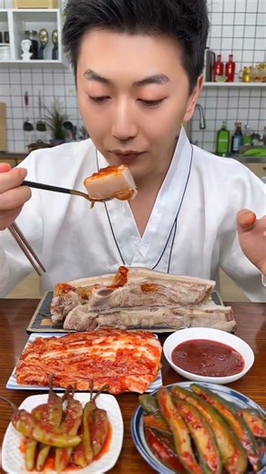 Korean traditional raw style pork belly with spicy kimchi and spicy sauce are so delicious (Part2)..