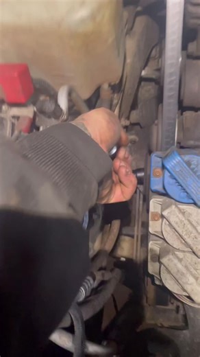 how to check for a locked engine on the street #locked #engine #crank #car #teaching #educate #seizedengine