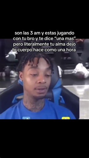 Jugando Fortnite a las 3 AM con mi bro