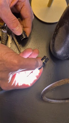 Am I A Flashlight Nerd? - Cool EDC Light
