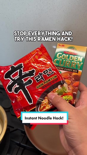 Delicious Shin Ramyun and Golden Curry Block Combination