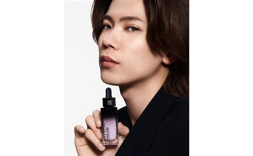 Number_i 神宮寺勇太がジバンシイ ビューティーの新プライマーで魅せる透明感