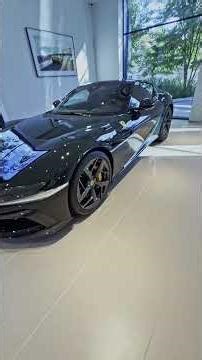 2025 Ferrari 12 Cilindri | V12 Supercar in Verde British Racing 💚 | Full Carbon Pack