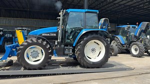 Newholland TS115 TURBO เสียงเครื่องเดินหอบ ด้วยช่วงชัก 5 นิ้ว | ฟูจิแทรกเตอร์ ขายรถไถราคาถูก