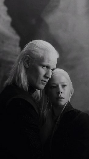Sovanna D. on Instagram: "This is the second time in the show that Rhaenyra has been shown speaking about how she had this romanticized version of Daemon in her mind bcs she felt unwanted by her father thinking Daemon was what he would've desired in his offspring. How she wanted to be like Daemon, to appear more masculine to her father & realm, i.e. a son, or if she were a son, she could be free in a sense women weren't. - #houseofthedragonedit #danceofdragons #emmadarcy #daemontargaryen #aemond