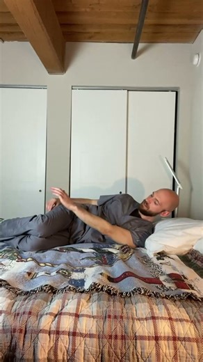 Self Pop Your Upper Back Easily #neckpain #posture #physicaltherapy